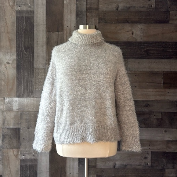 Show Me Your MuMu Fatima turtleneck sweater medium cozy eyelash knit boho chic - Picture 6 of 11